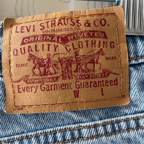 Levi’s Jean Shorts Size 16 Regular EUC Denim Women’s - Picture 5 of 7